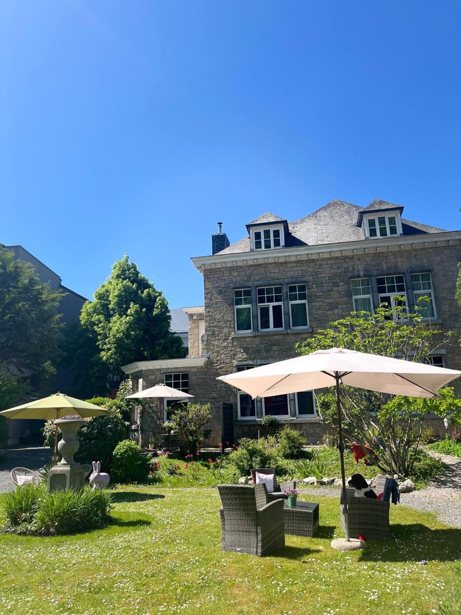 Monsieur Michel Hotel Динант Екстериор снимка